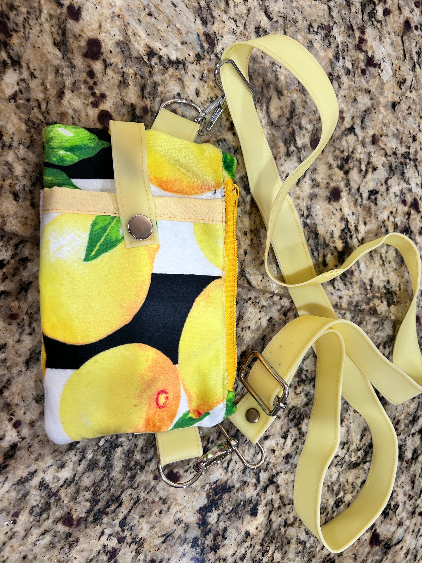 Lemons Crossbody Phone pouch