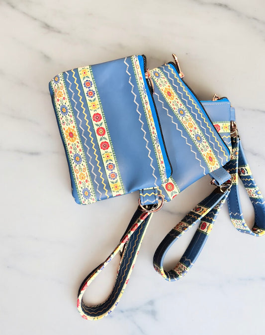 Wristlet Flower Pouch
