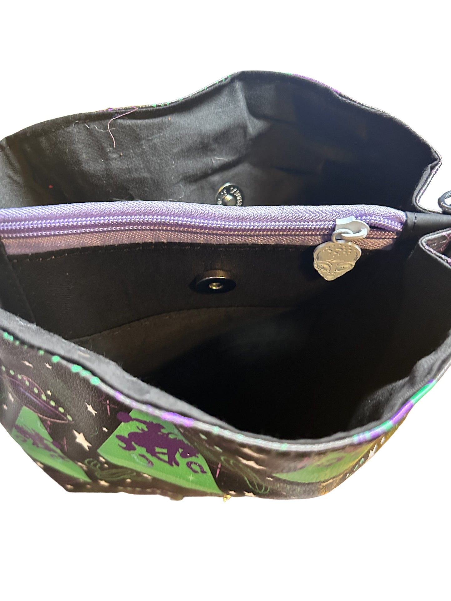 Aliens & Cowboys Bucket Bag