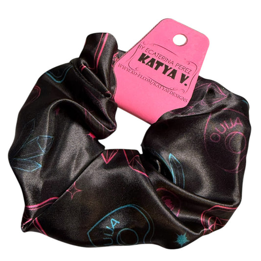 Silky Witchy XL Scrunchie